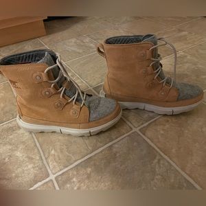 Sorel Women's Explorer II Joan Felt Waterproof Boot - Tawny Buff, Moonstone